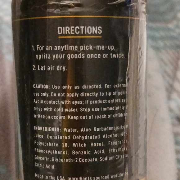 NEW! Men's MANSCAPED Hygiene Set - Picture 6 of 11